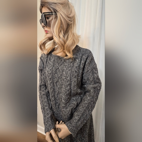 Lucky Brand Charcoal Cable Knit Slouchy Sweater. Excellent Condition. - Picture 2 of 8